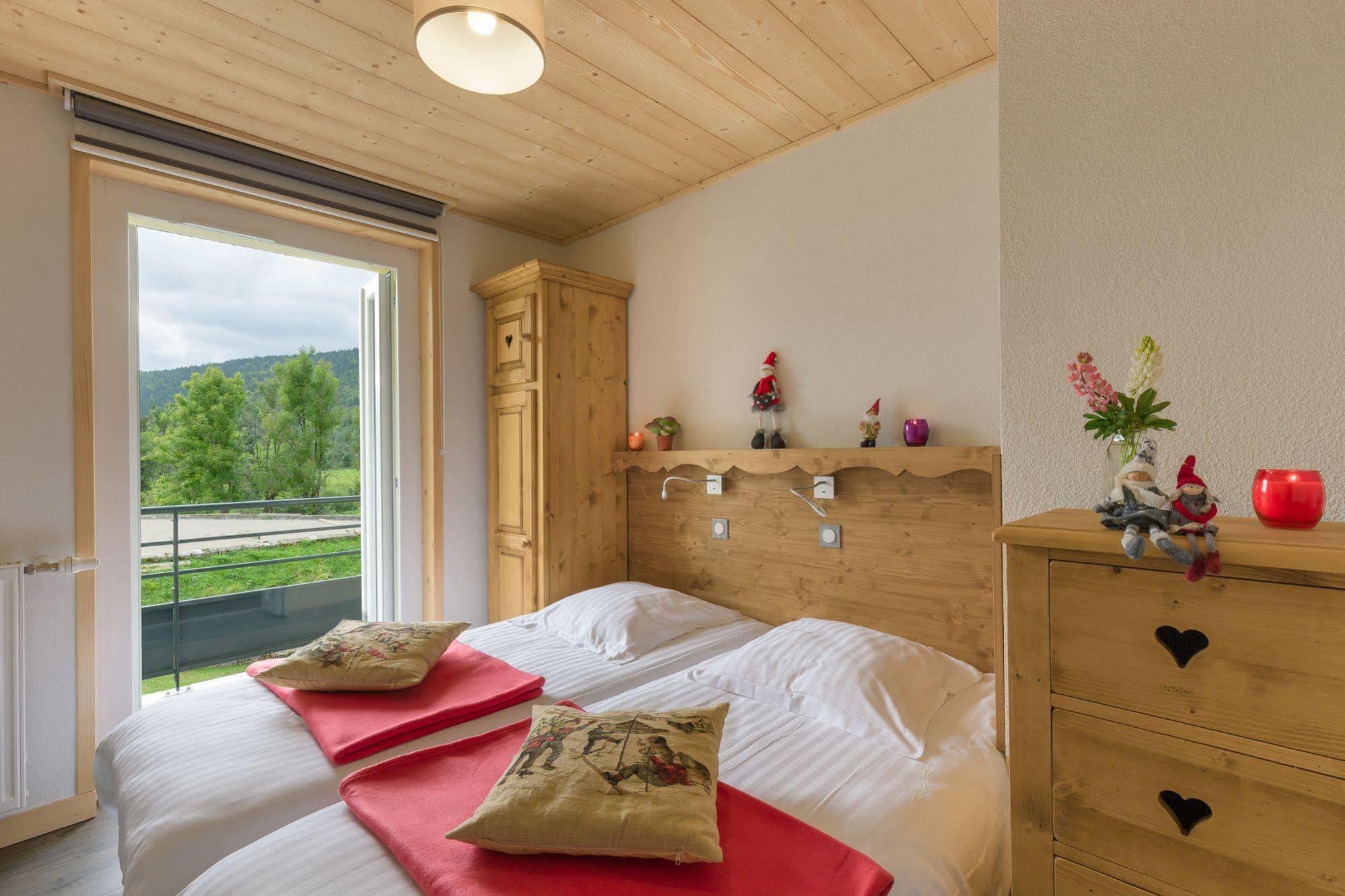 Residence Les Tavaillons มีฌูซ์ ภายนอก รูปภาพ